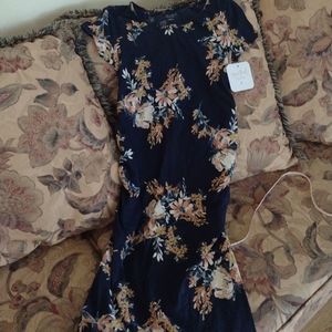 Isabel maternity dress small floral long new with tags